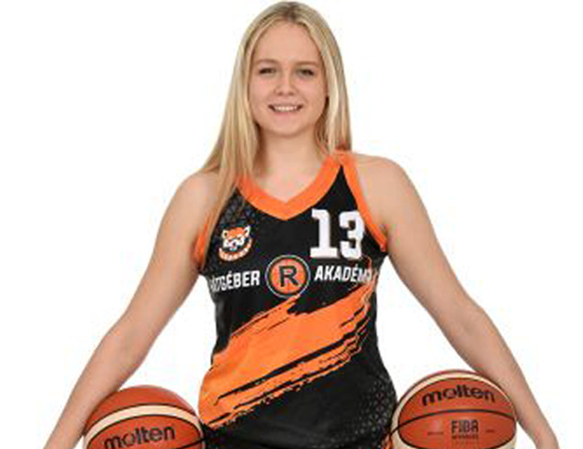 ÁRVAI Noémi